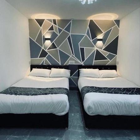 Entire 5 Star Luxury Whalley House Wifi Tv Luxury Бернлі Екстер'єр фото