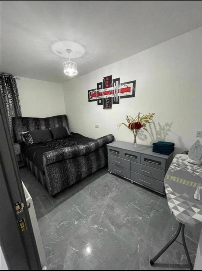 Entire 5 Star Luxury Whalley House Wifi Tv Luxury Бернлі Екстер'єр фото
