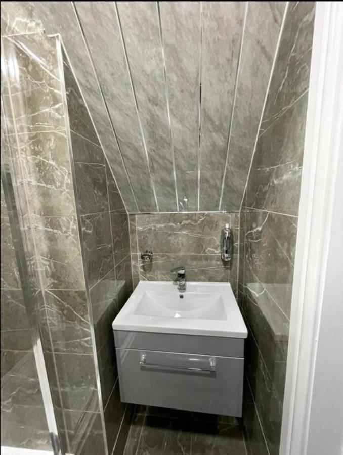 Entire 5 Star Luxury Whalley House Wifi Tv Luxury Бернлі Екстер'єр фото